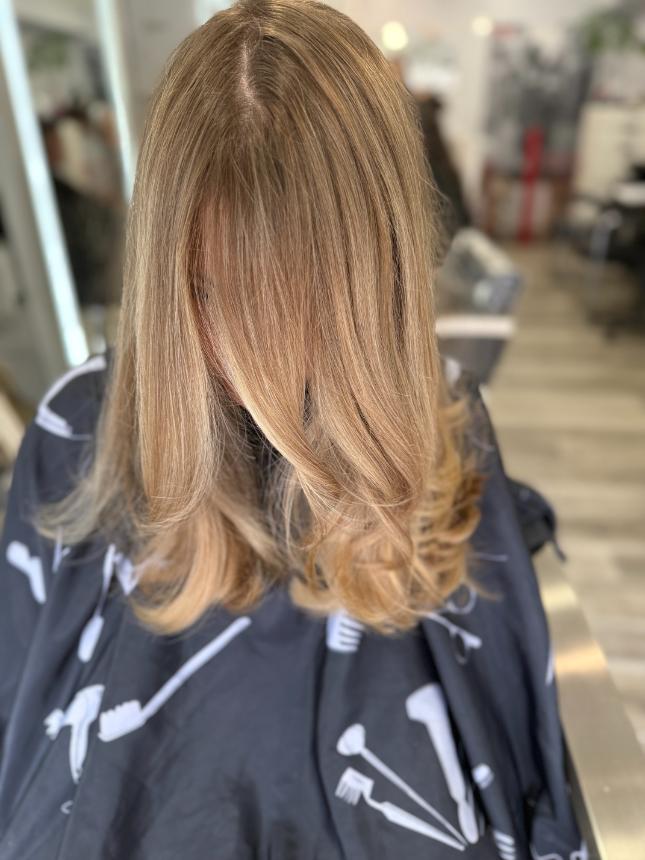 Fabi   s Hair Studio | Hair Color, Hair Extensions and Hair Cut   Style